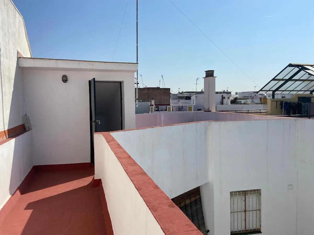 Apartment Wall Center - Aloha Sevilla