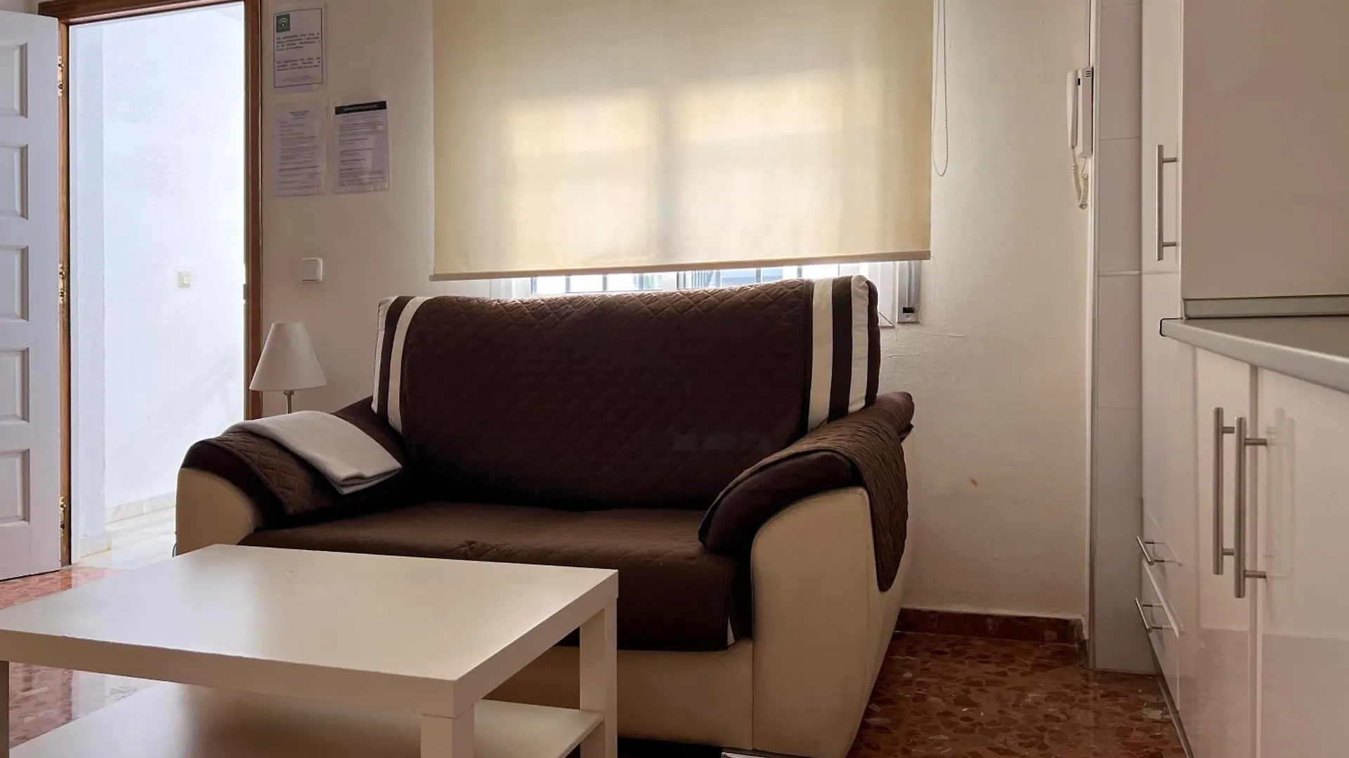 Apartment Wall Center - Aloha Sevilla 0*, Seville Spain